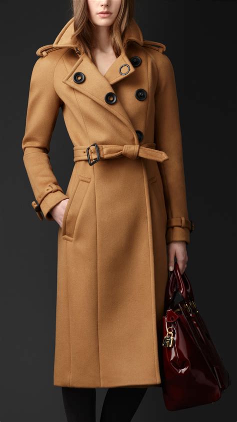 cappotto autunnale burberry|burberry coats for women.